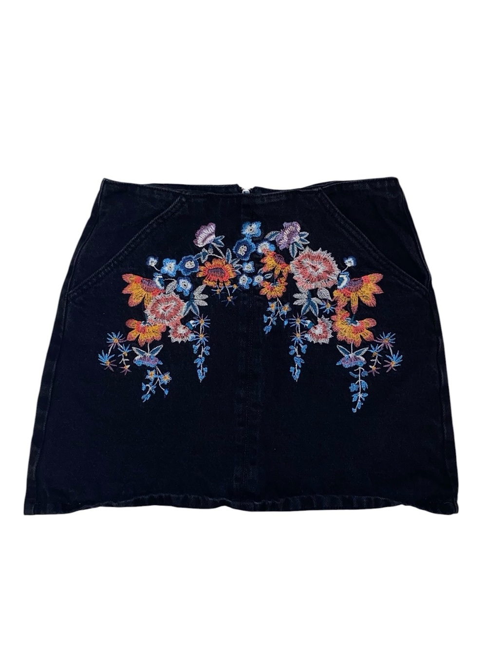 TOPSHOP MOTO Faded Distressed Mini Skirt Floral Embroidered Details BLK Size 6